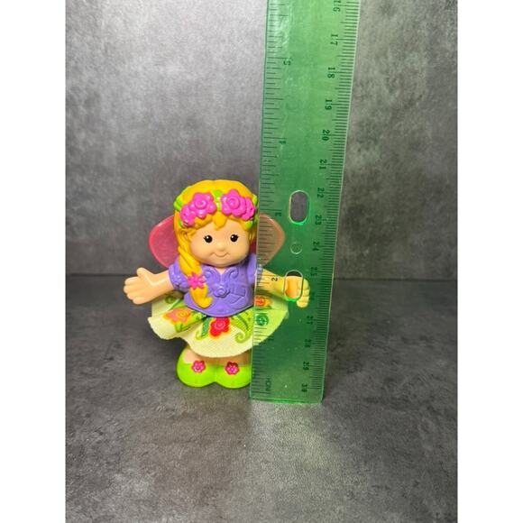 Fisher Price Little People Tree Fairy Sarah Lynn Replacement Figurine Toy - Picture 2 of 5